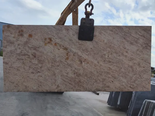 Полоса из гранита IVORY BROWN полированный 2120x950x30 мм, код 25576