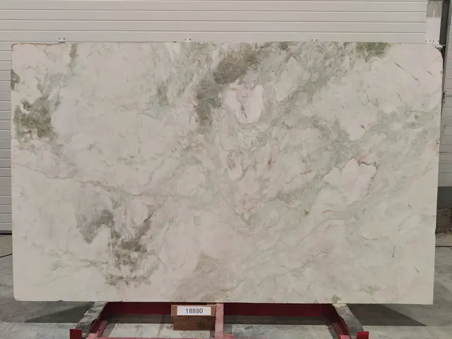 Слэб из оникса LADY ONYX полированный 2600x1600x20 мм, код 18880