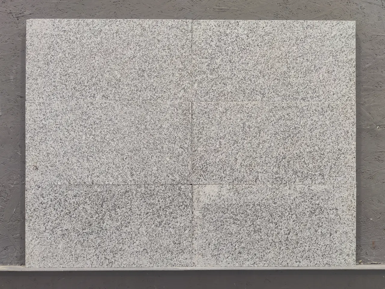 Плитка из гранита SESAM NEW термообработанный 600x300x18 мм, код 23527