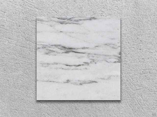 Слэб из мрамора BIANCO CARRARA полированный 100x100x20 мм, код 2557