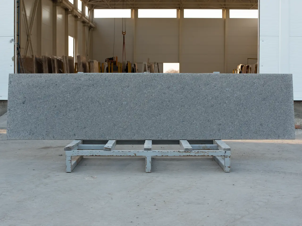 Полоса из гранита SESAM LIGHT 3010x700x30 мм, код 19188